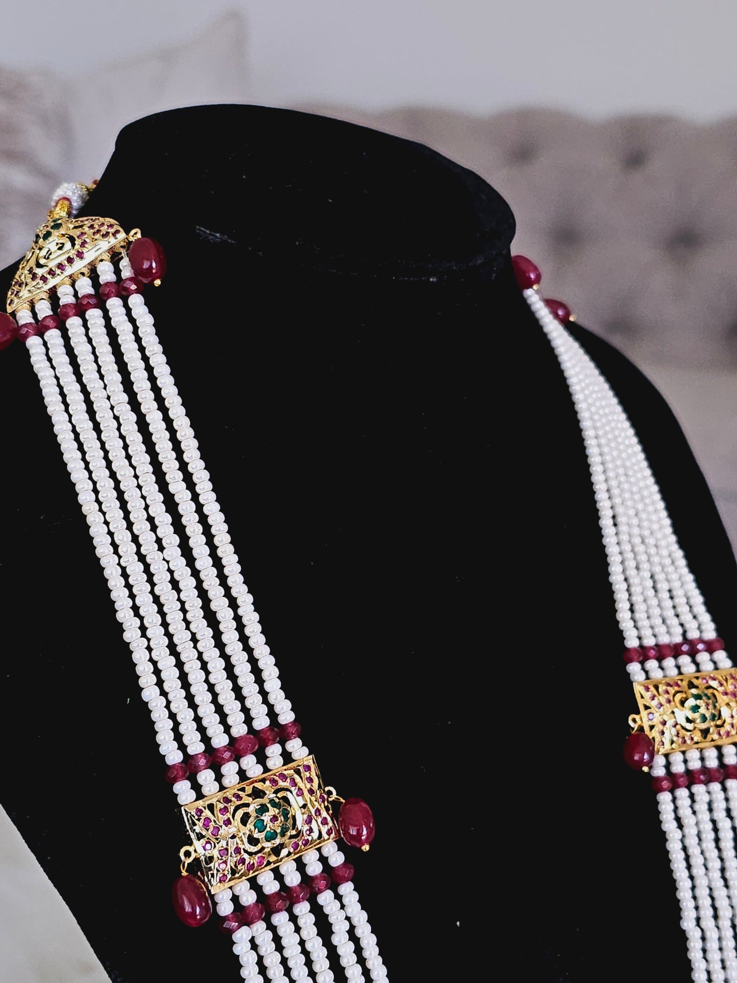 Adaa side pendants necklace