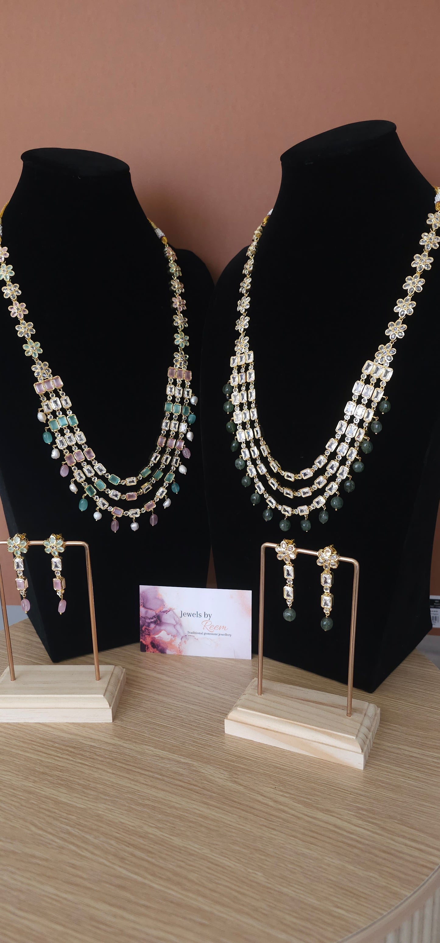 DuA necklace set