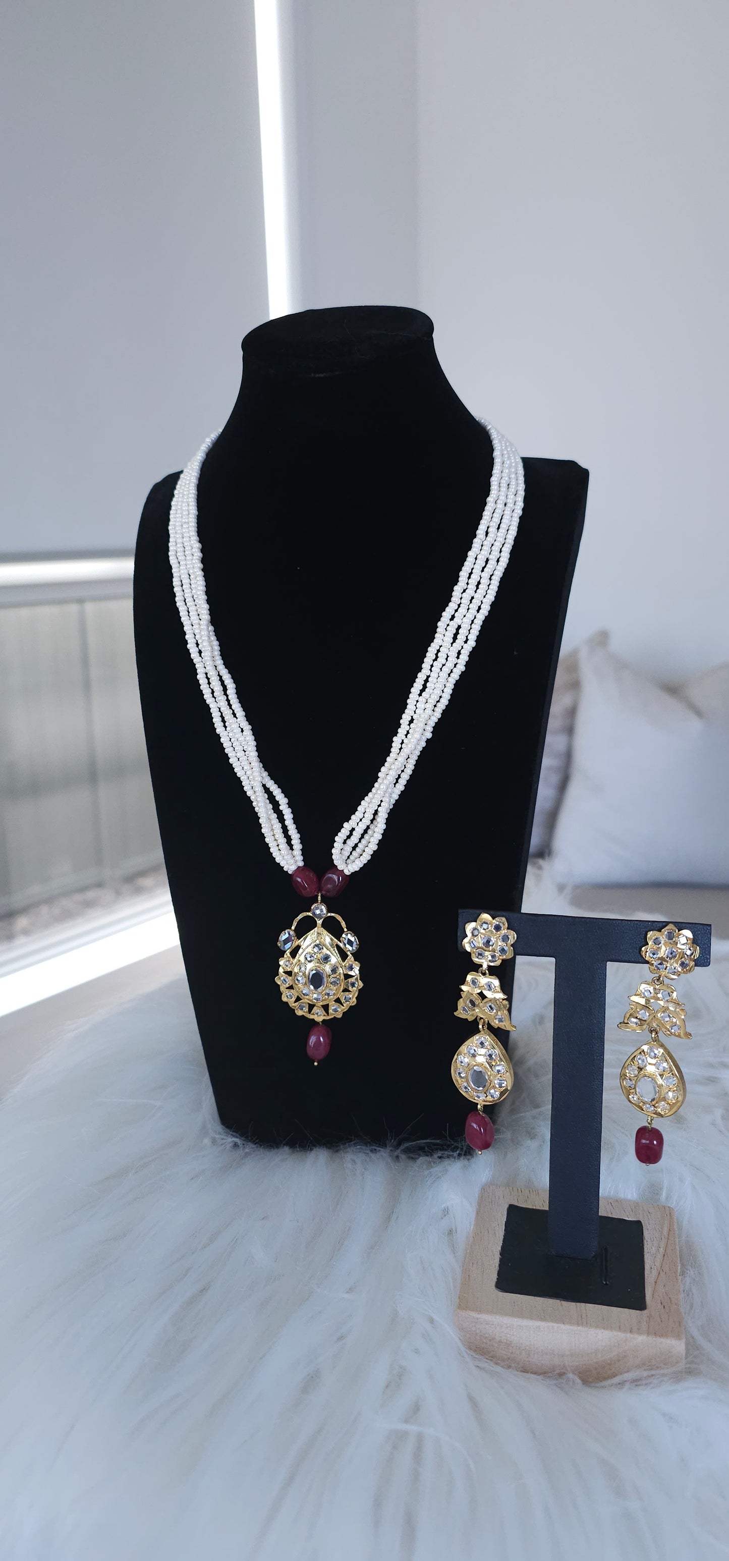 Noor Jugni set