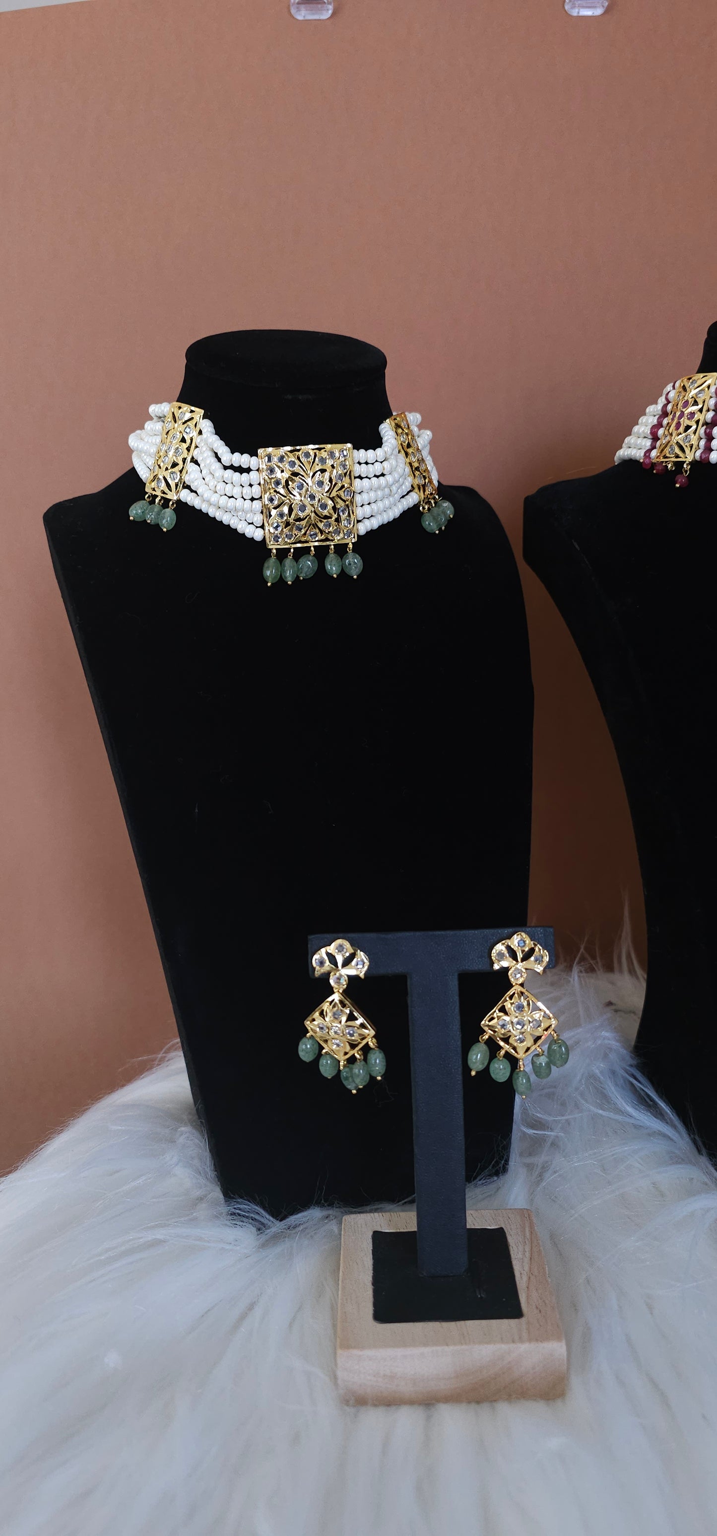 Guluband choker necklace set