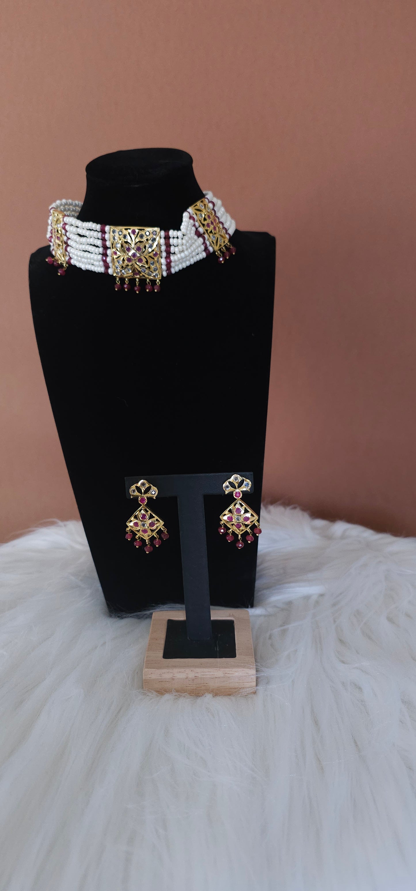 Guluband choker necklace set