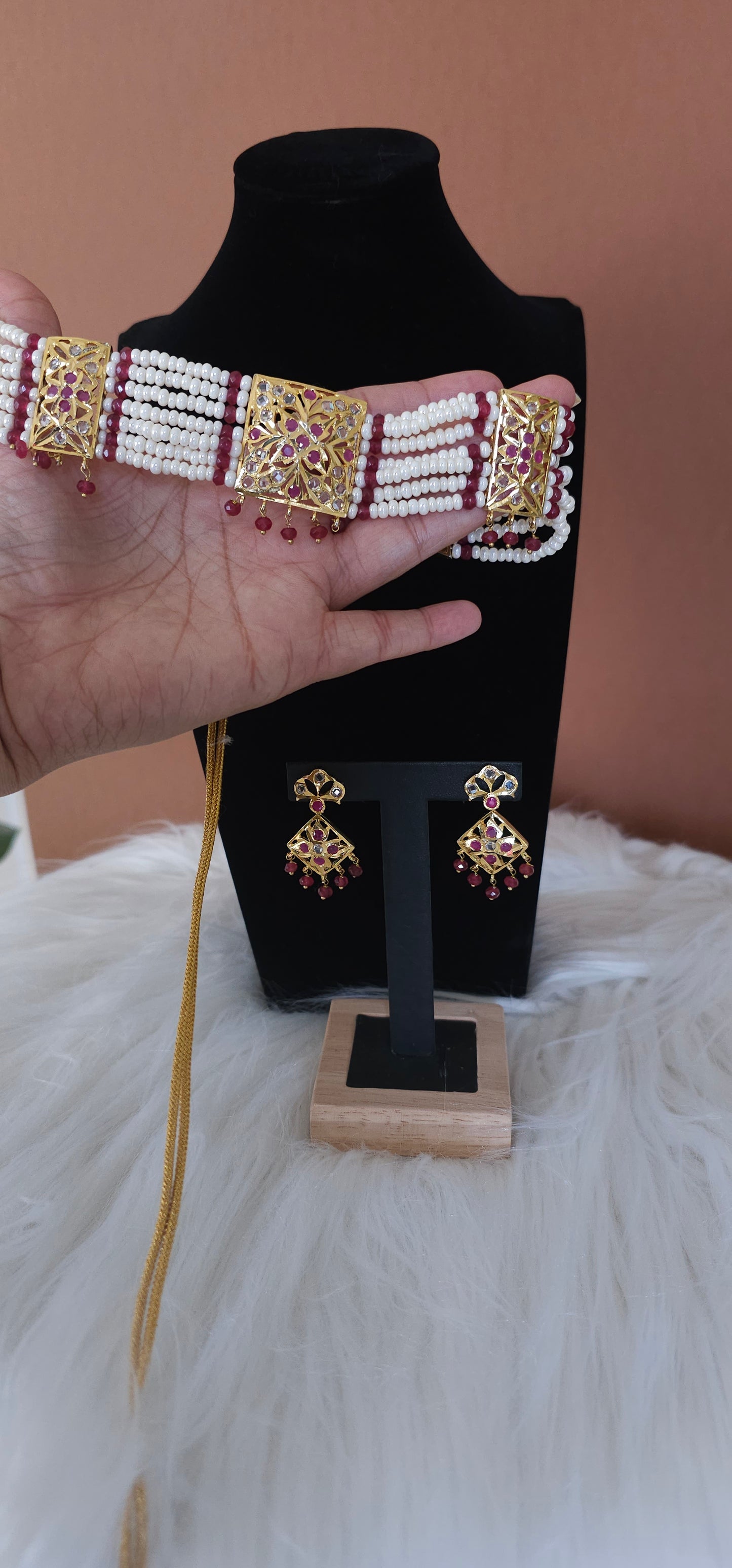 Guluband choker necklace set