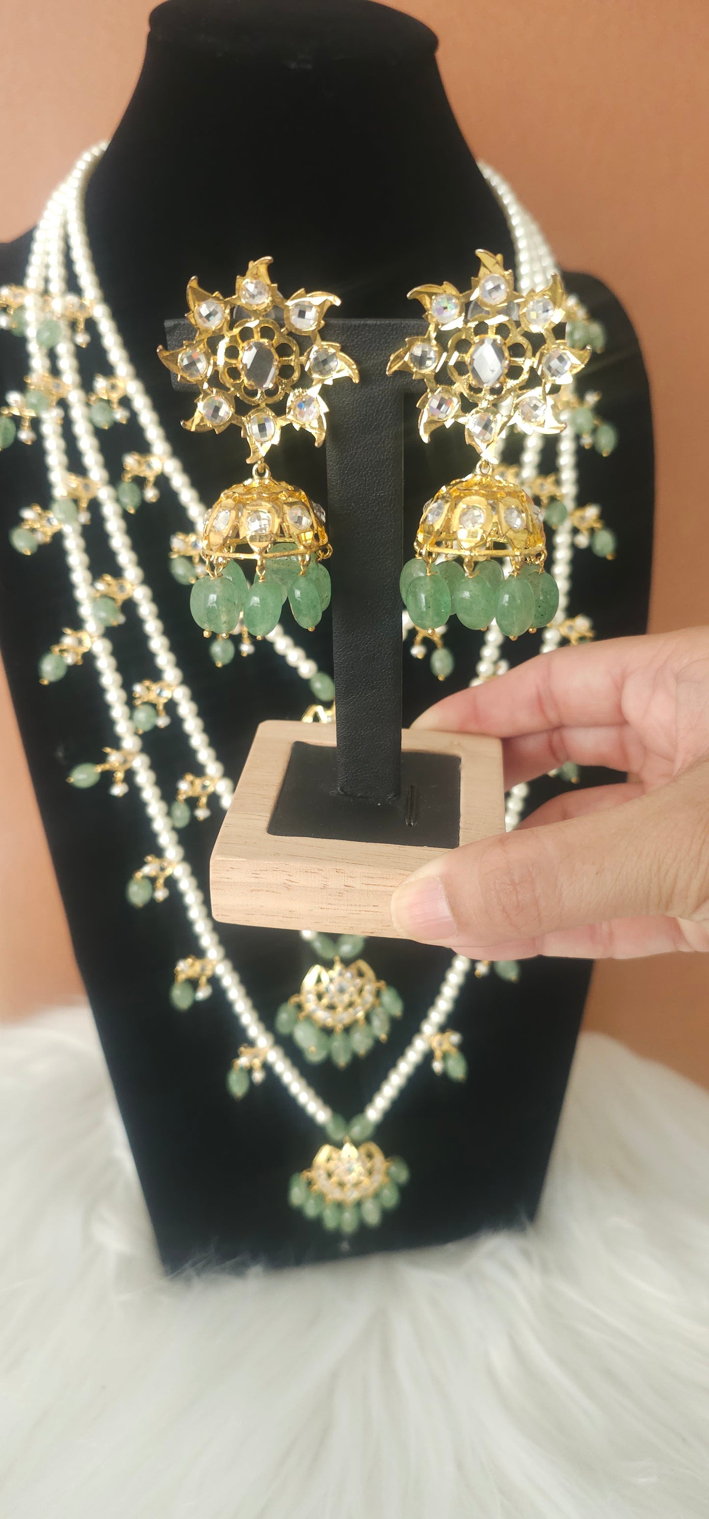 Sitara sath lada necklace set