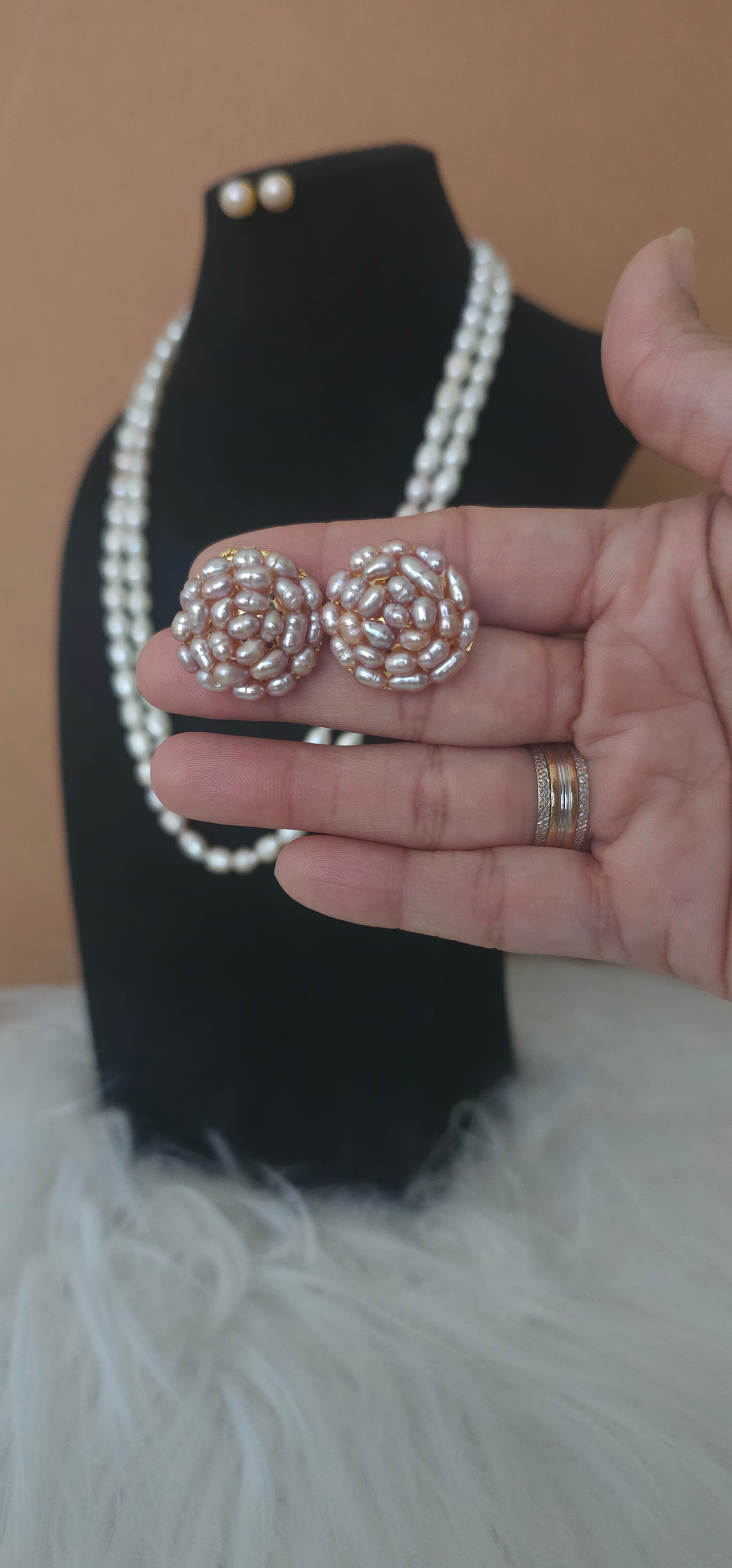 Lulu cluster earrings