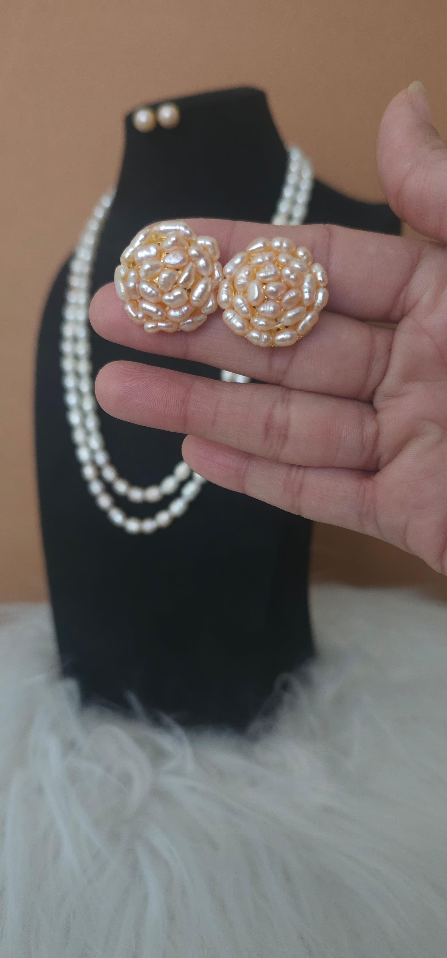 Lulu cluster earrings