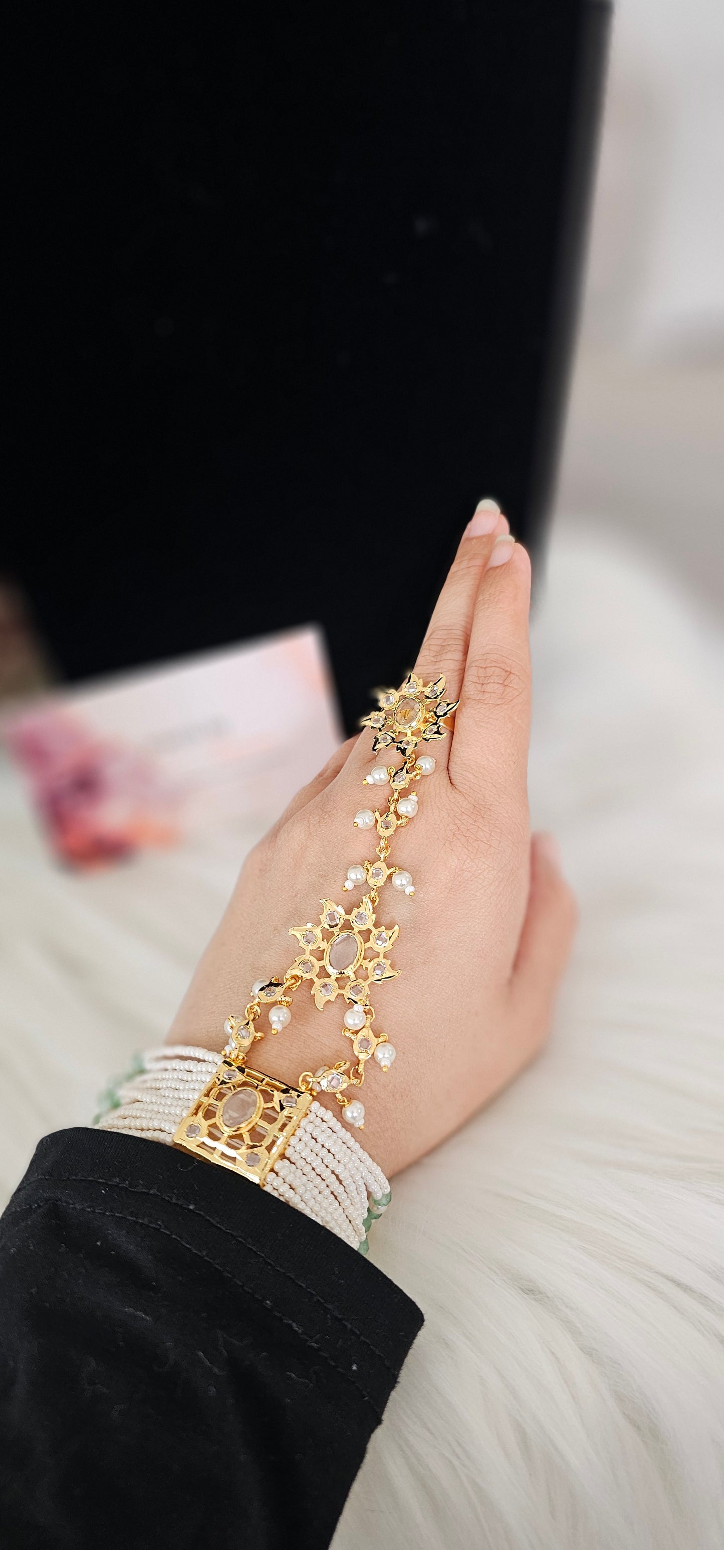 Nargis bracelet with ring