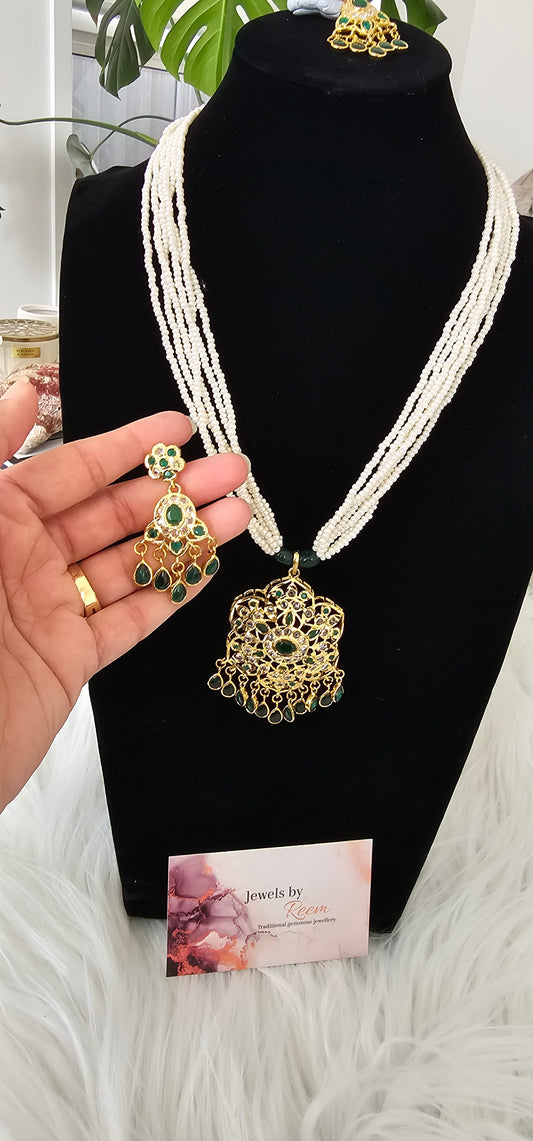 Shabnam pendant set