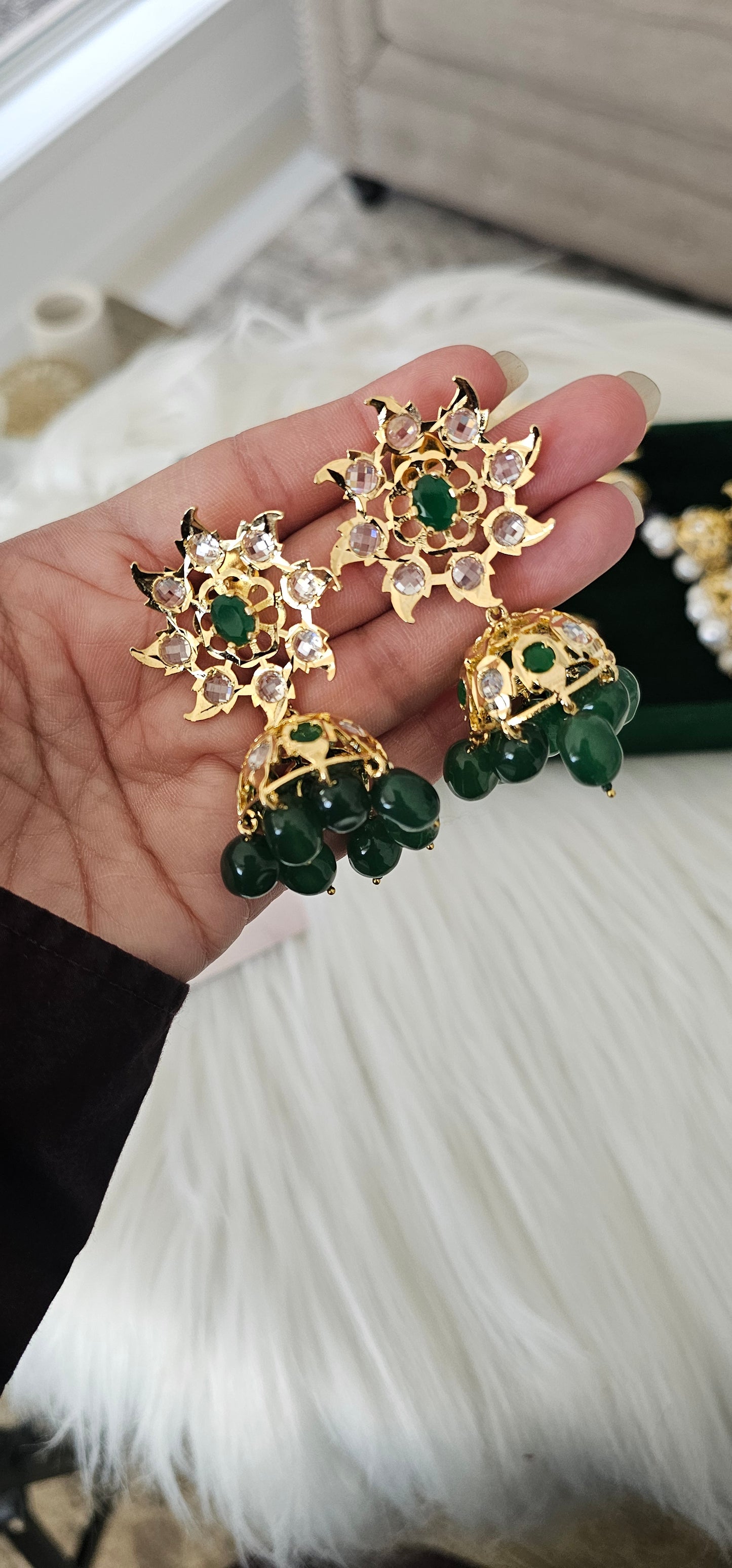 Dilruba Traditional Jhumkas