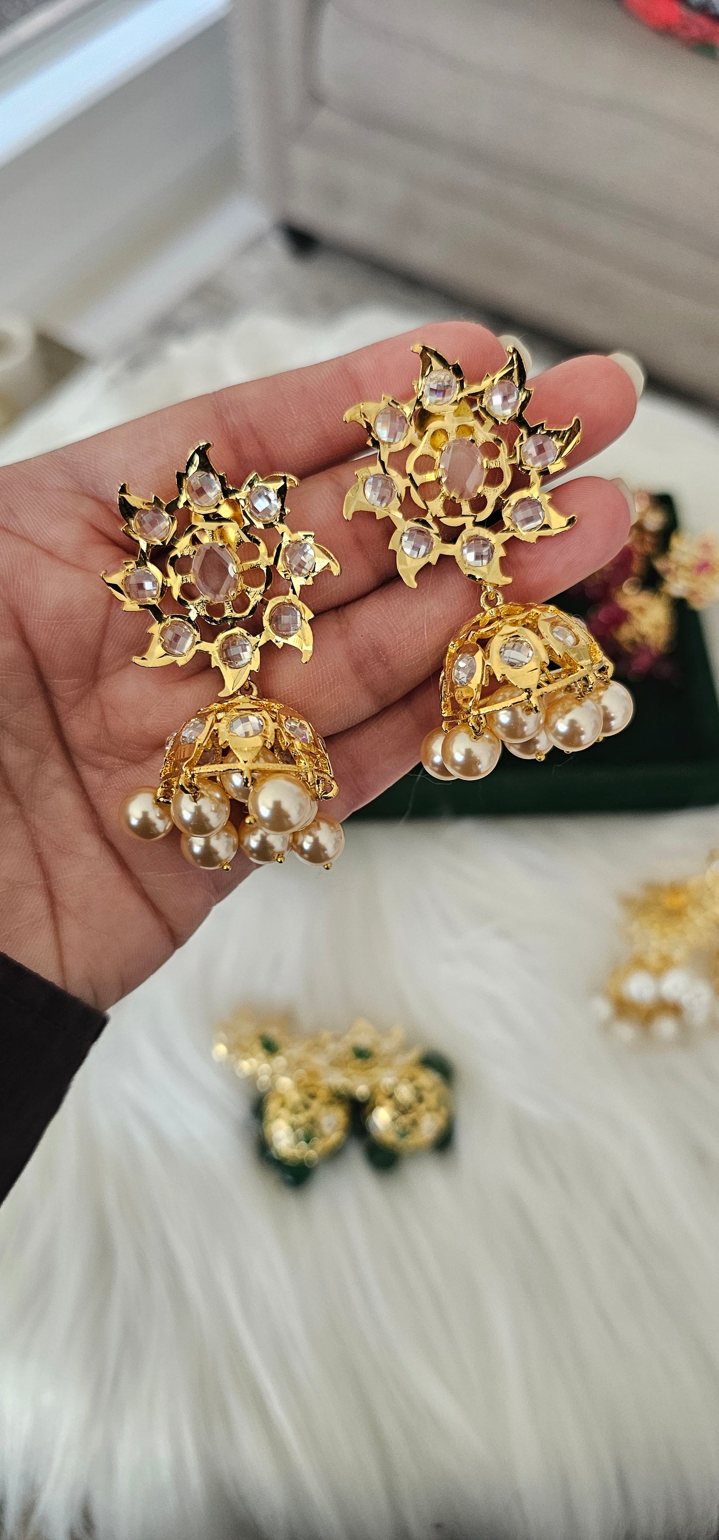 Dilruba Traditional Jhumkas