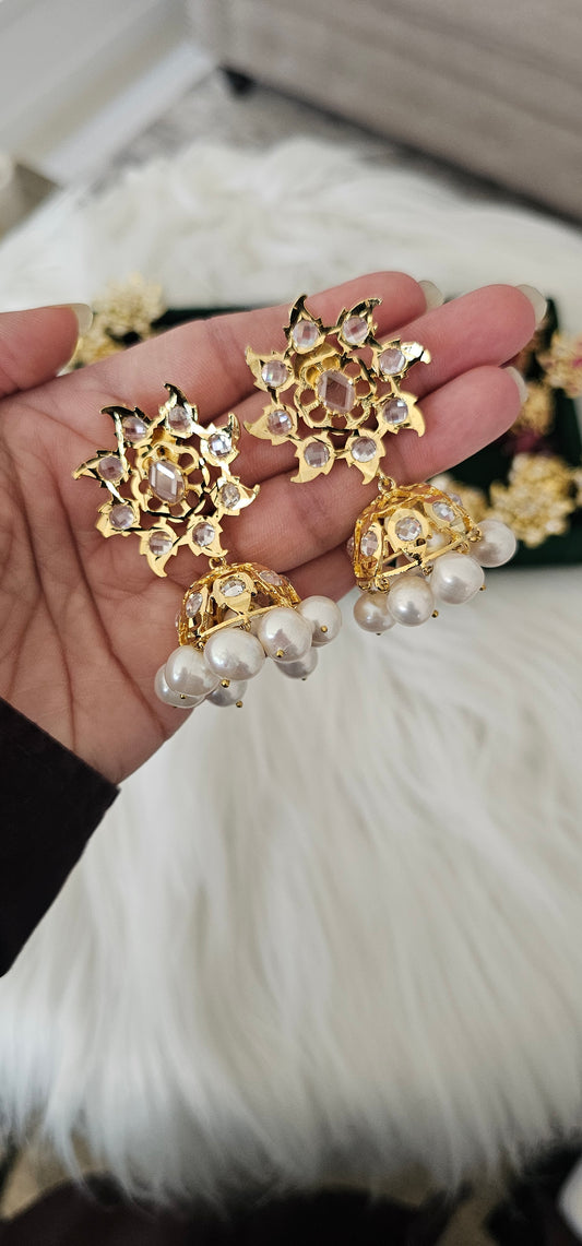 Dilruba Traditional Jhumkas