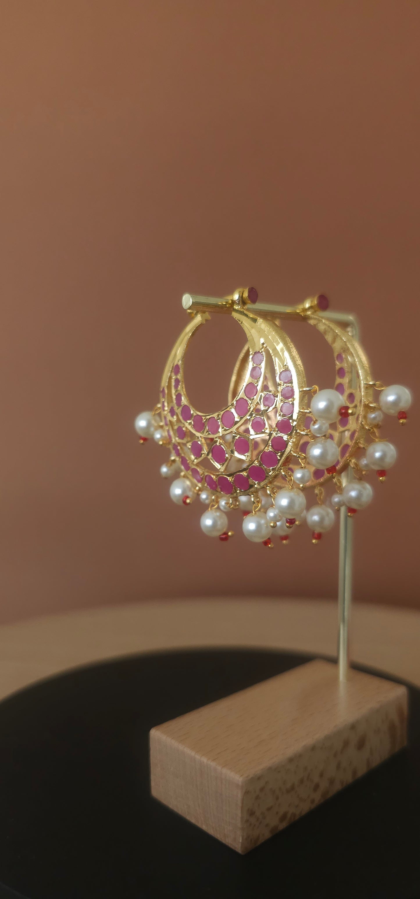 Durr-e-shehwaar almaas earrings