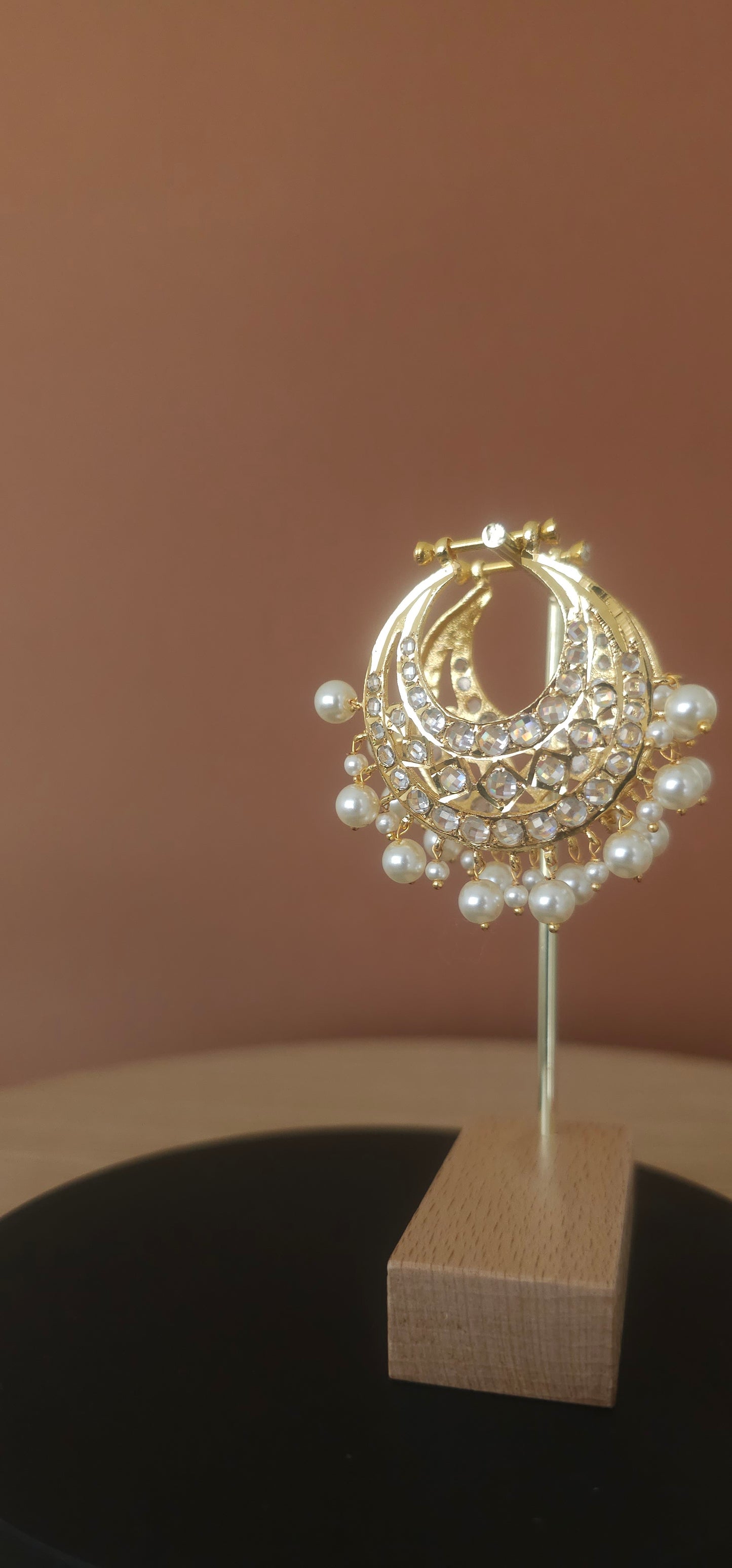 Durr-e-shehwaar almaas earrings