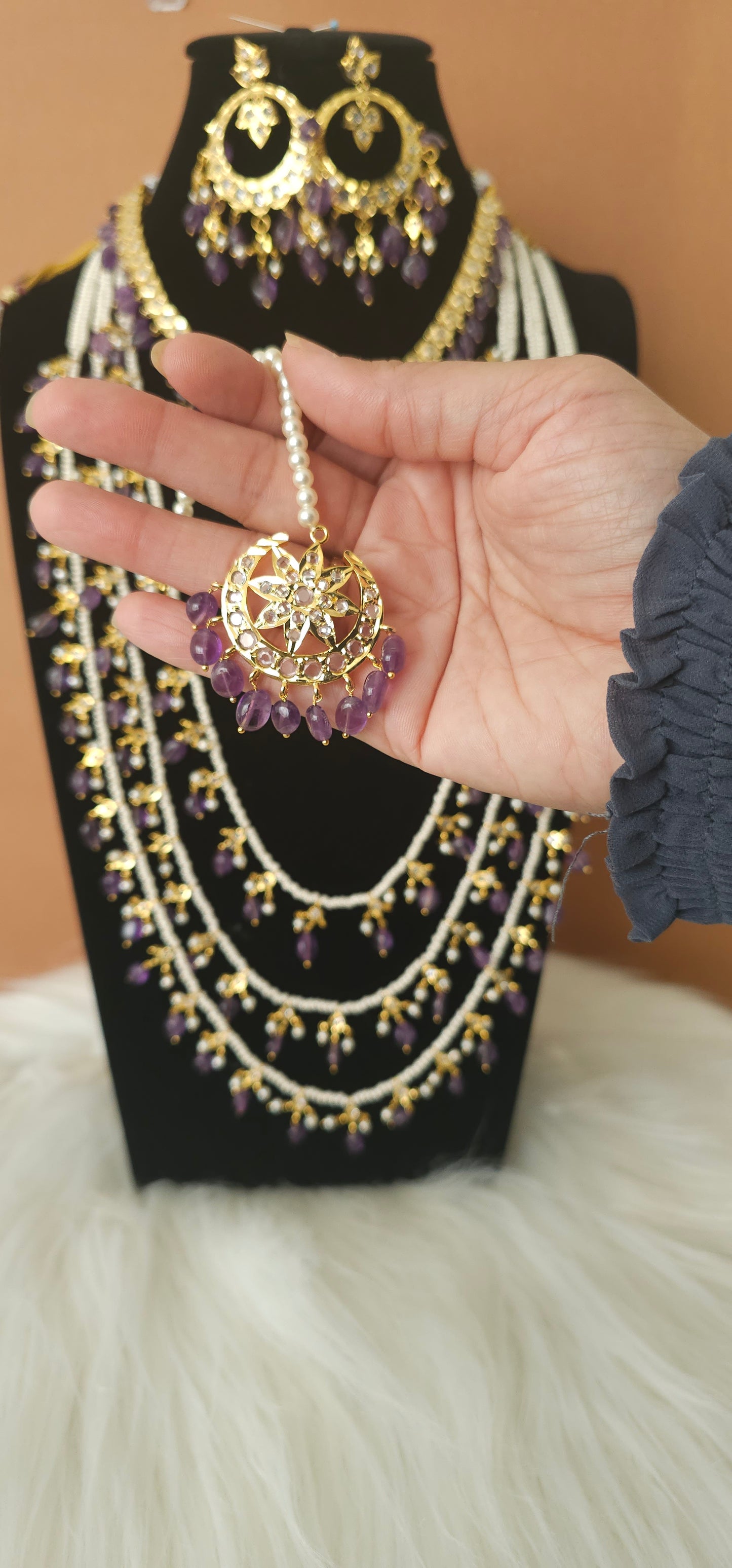 Zeenat three-layered long necklace
