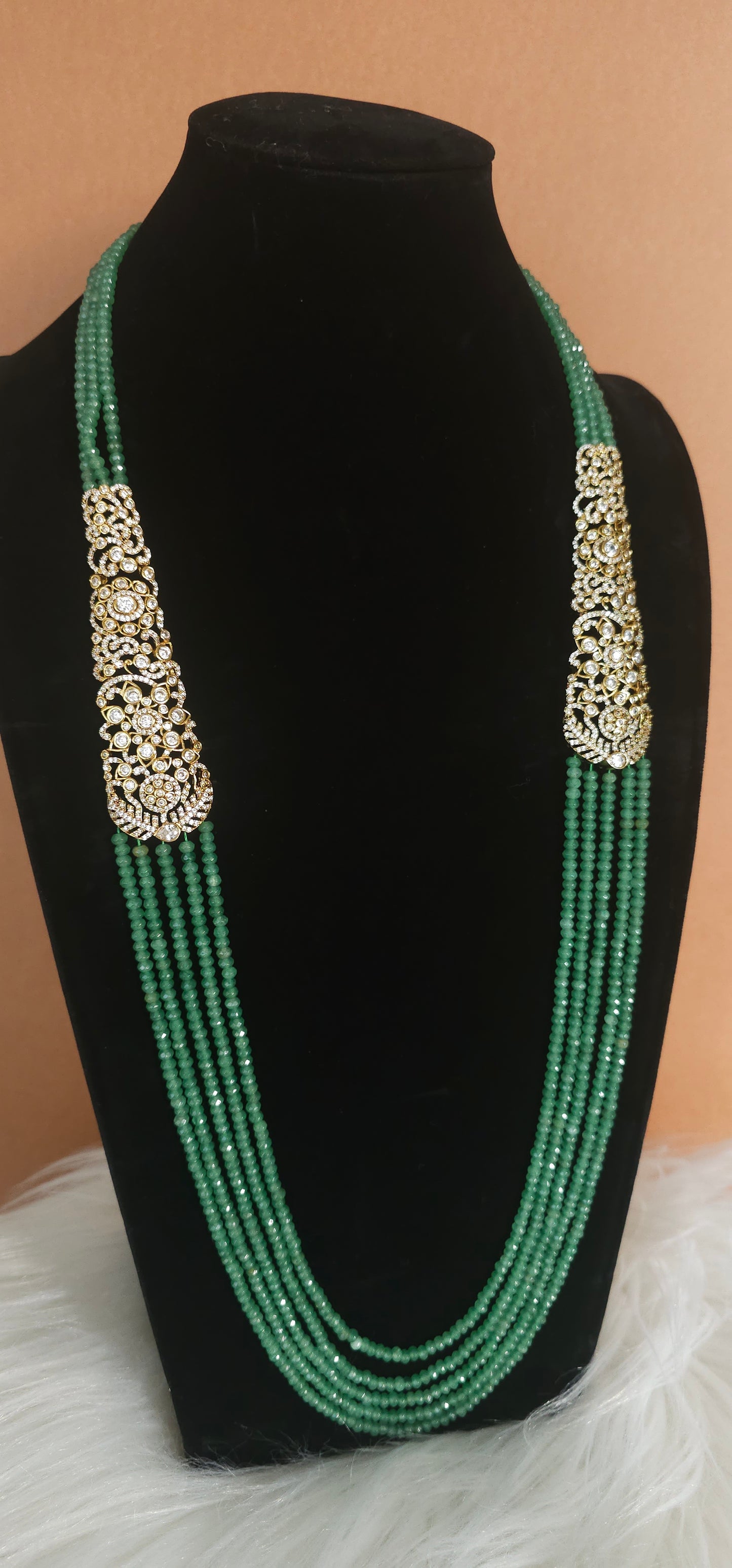 Lutf vintage side pendants haar