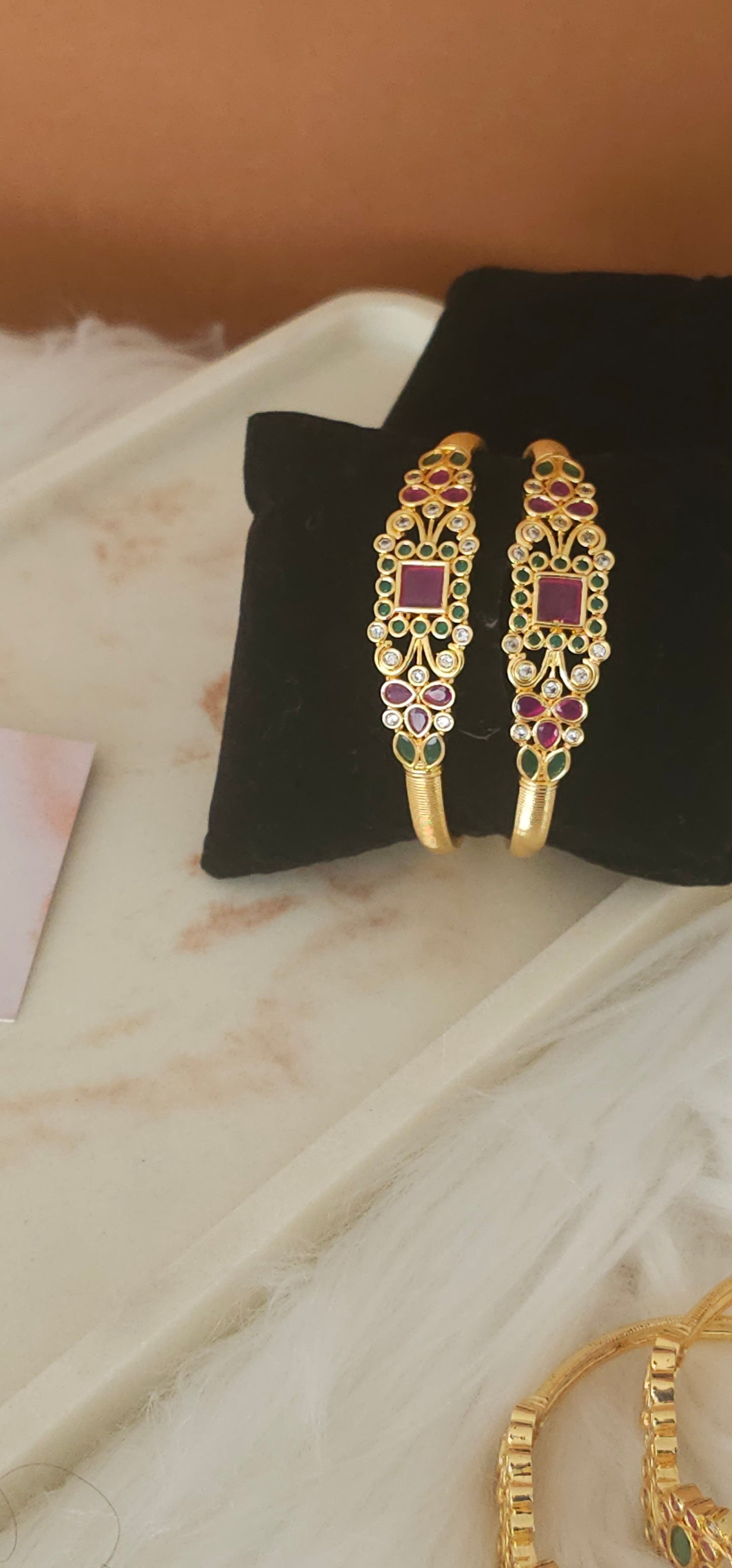 Shahana Bangle set